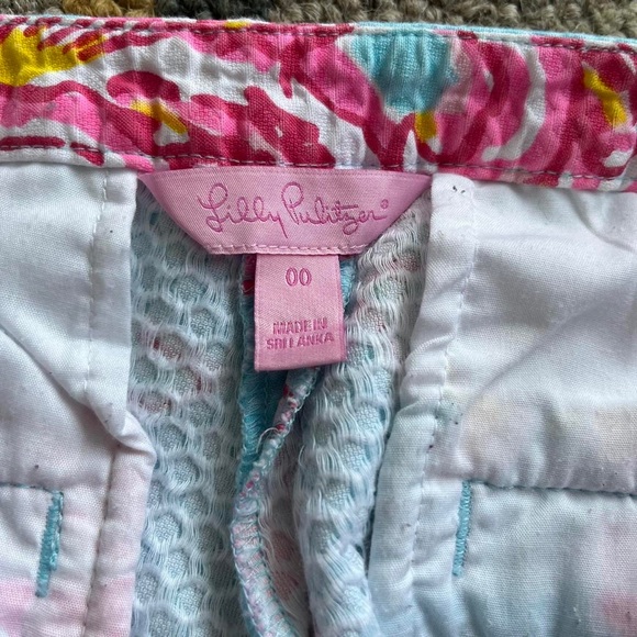 Lilly Pulitzer Floral Shorts 00 - Picture 5 of 8